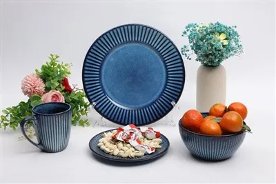 Reaktív mázas étkészlet